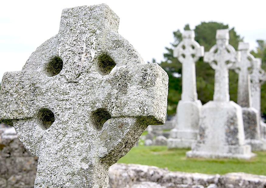 Irisch Keltisches Kreuz Irland Metall Anstecknadel Anstecker 