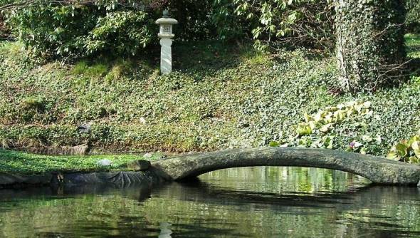Japanischer Garten Steinlaterne