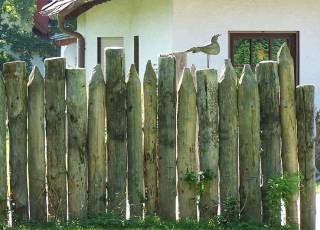 Sichtschutzpalisaden aus Holz