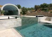 Mediterraner Garten mit Pool-Analge