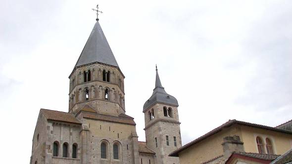Achteckiger Kirchturm Cluny Klosteranlage